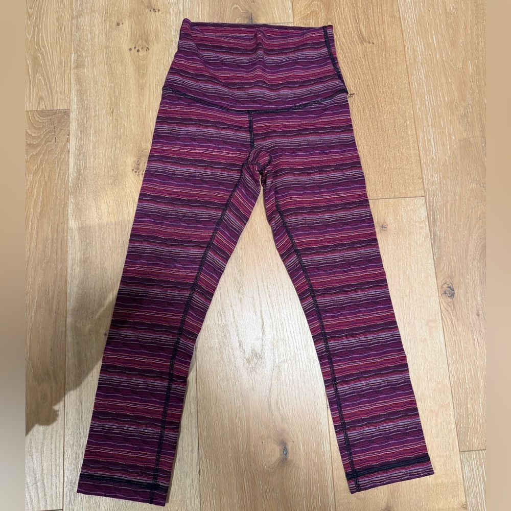 Lululemon Striped Leggings. Cropped length. Size 2